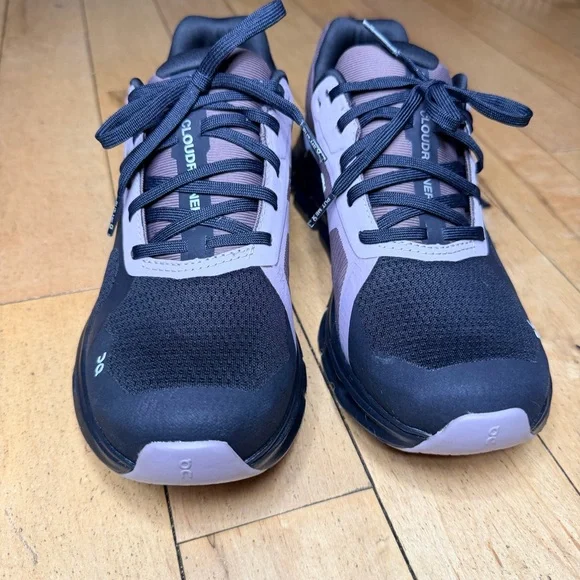 On Cloud runner Low Black/Grape W Size 7 - Picture 2 of 7
